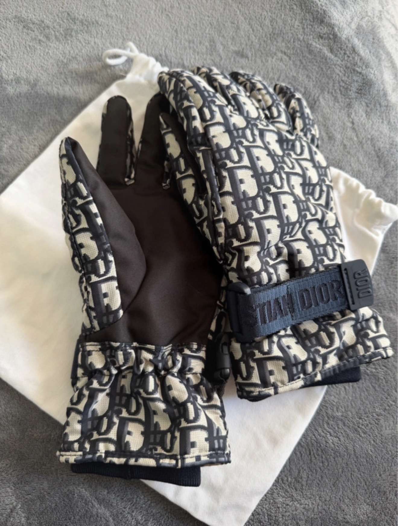 Dior rukavice