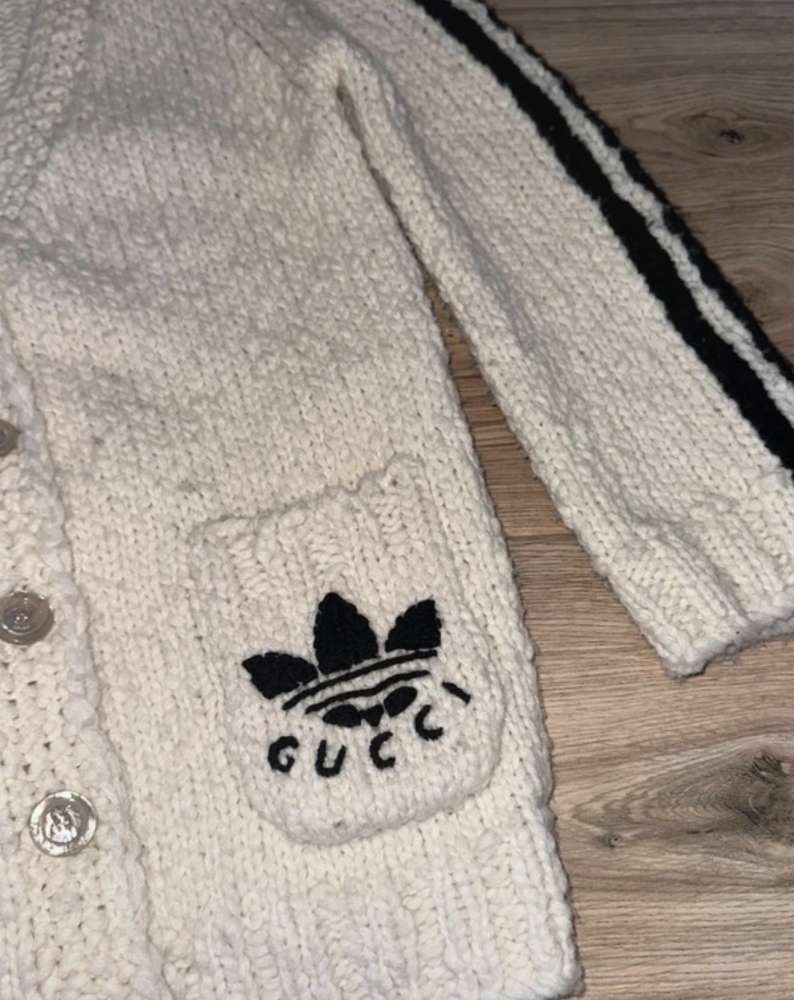 Gucci sveter