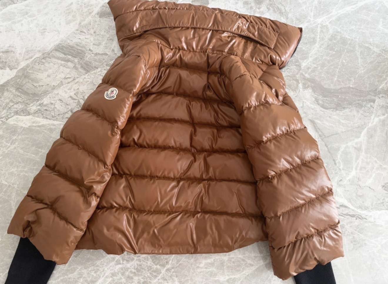 Moncler Bunda