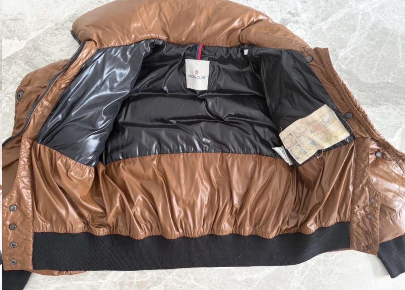 Moncler Bunda