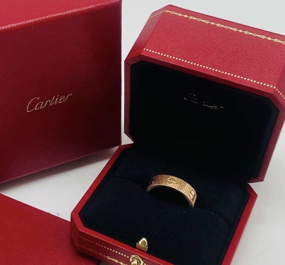 Cartier love prsteň - nová verzia