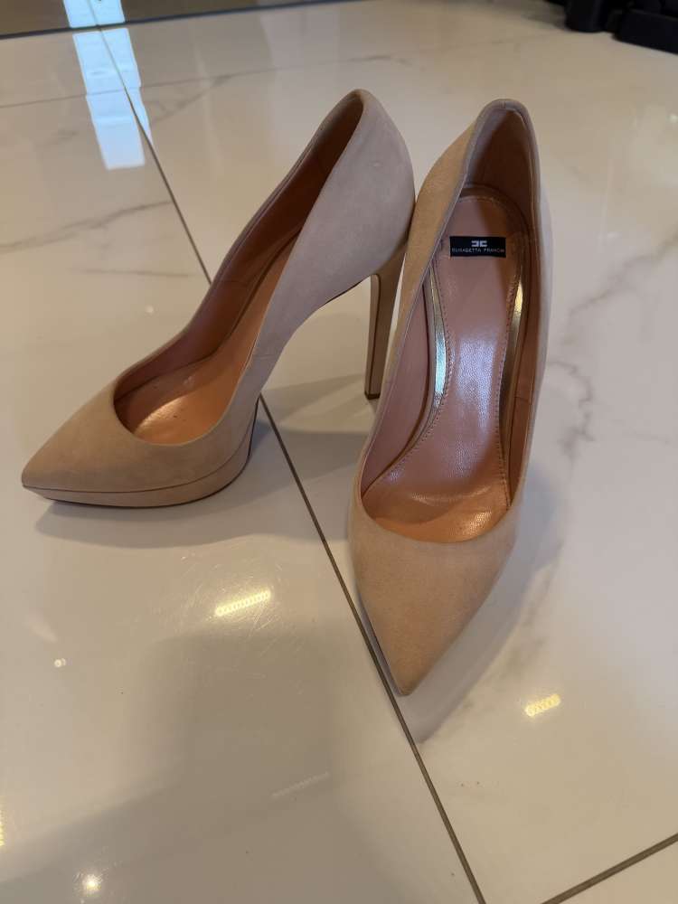 Elisabetta Franchi Nude Elegance Pumps