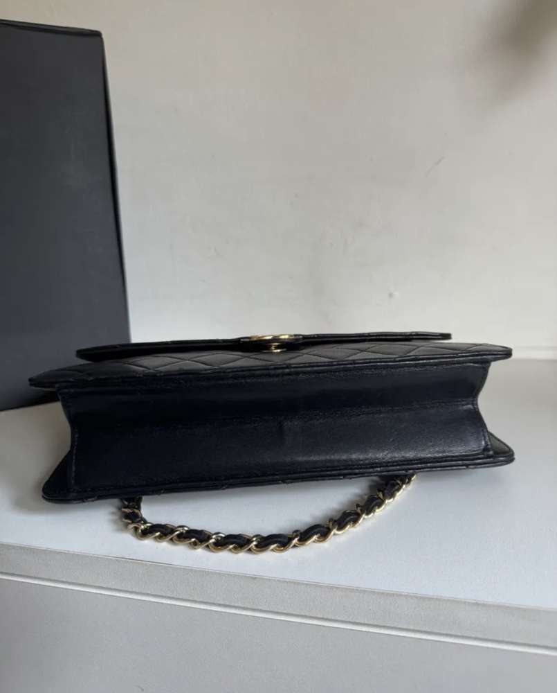 Chanel flap bag single