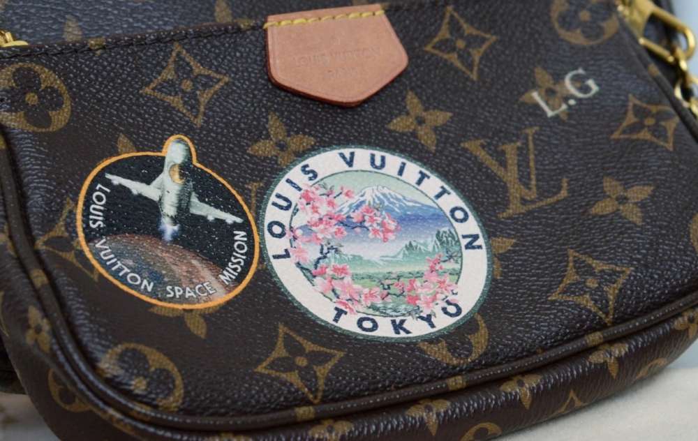 Louis Vuitton Multipochetta
