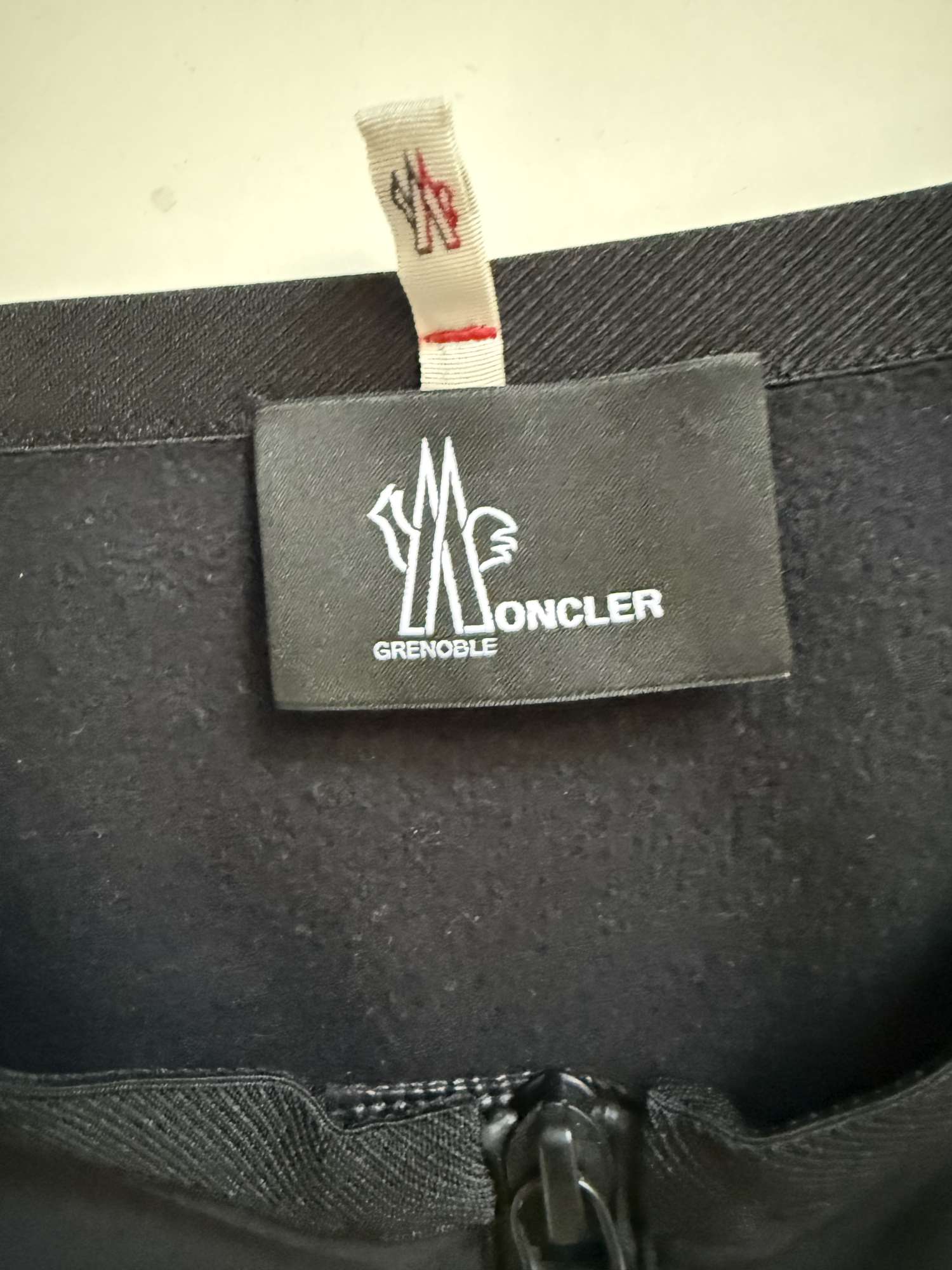 Moncler  vesta s