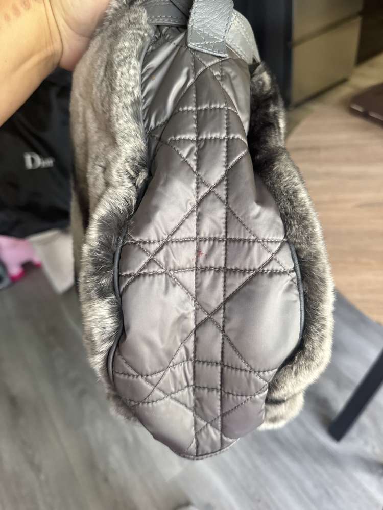 Dior limitovaná edice činčila