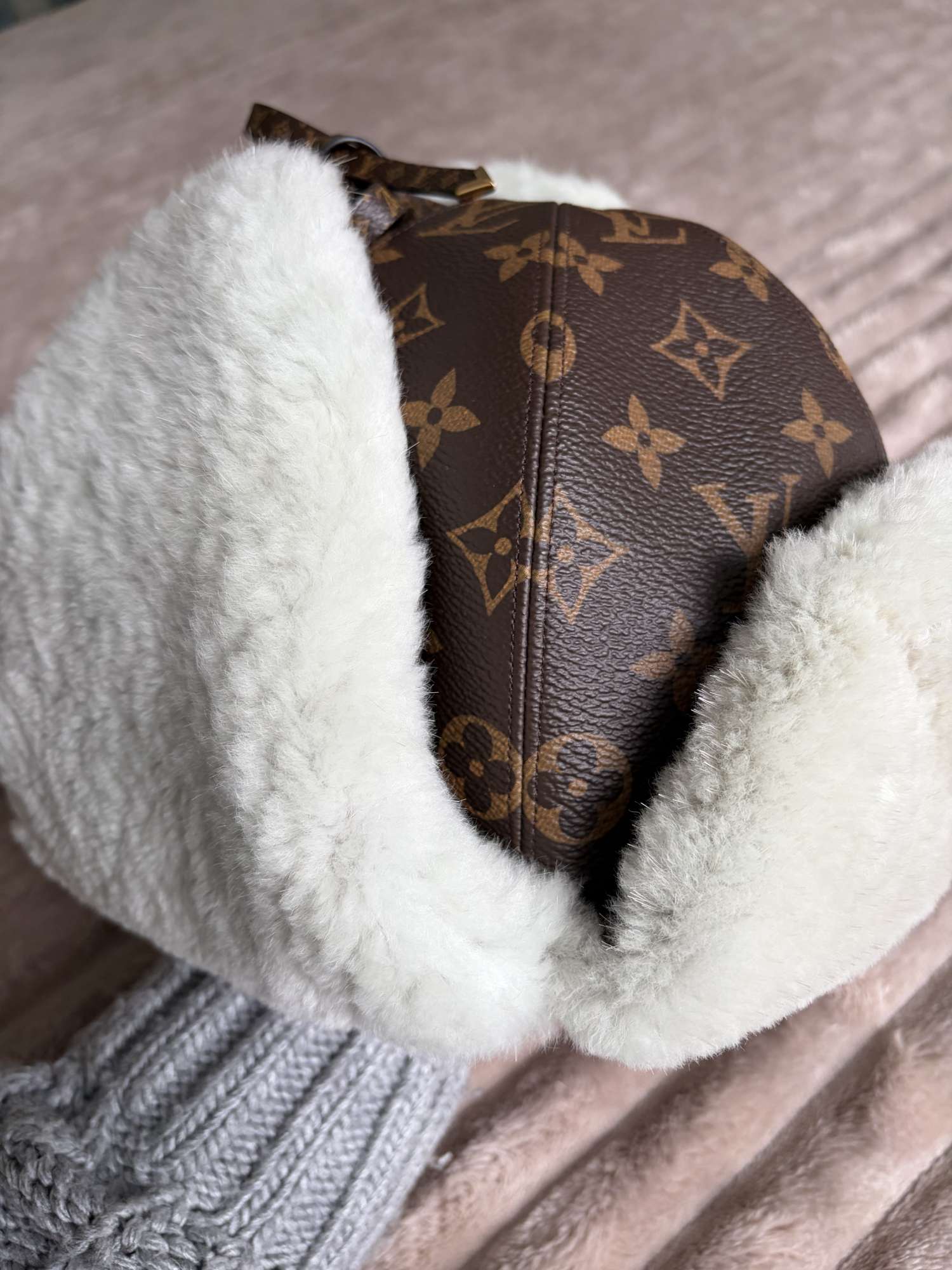 Louis vuitton čiapka