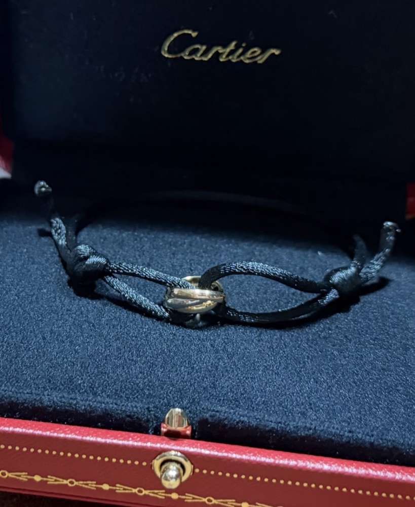 Náramok Cartier Trinity