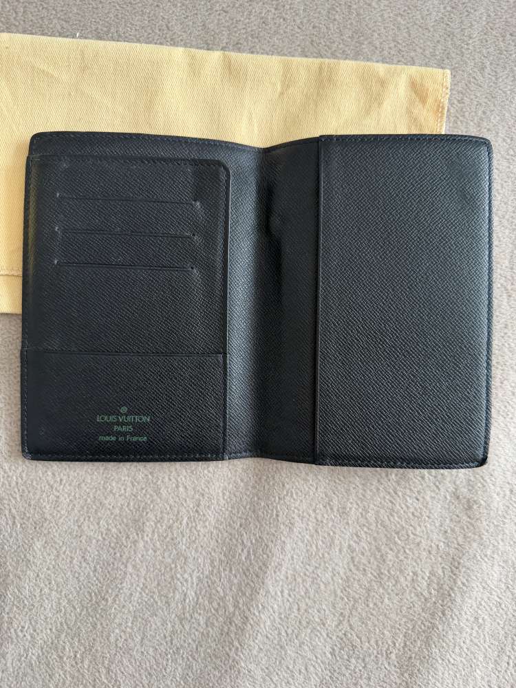Louis Vuitton penazenka