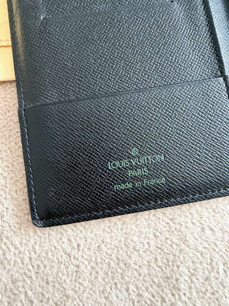 Louis Vuitton penazenka