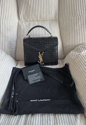https://www.vipluxury.sk/YSL Cassandra kabelka