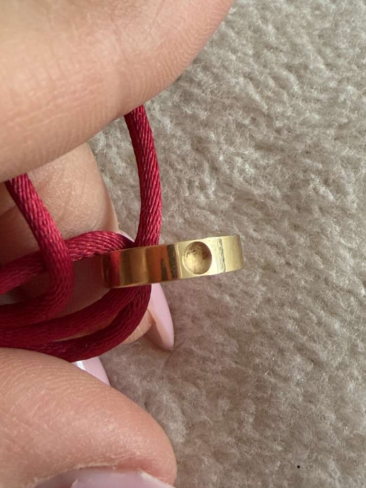 Louis Vuitton naramok