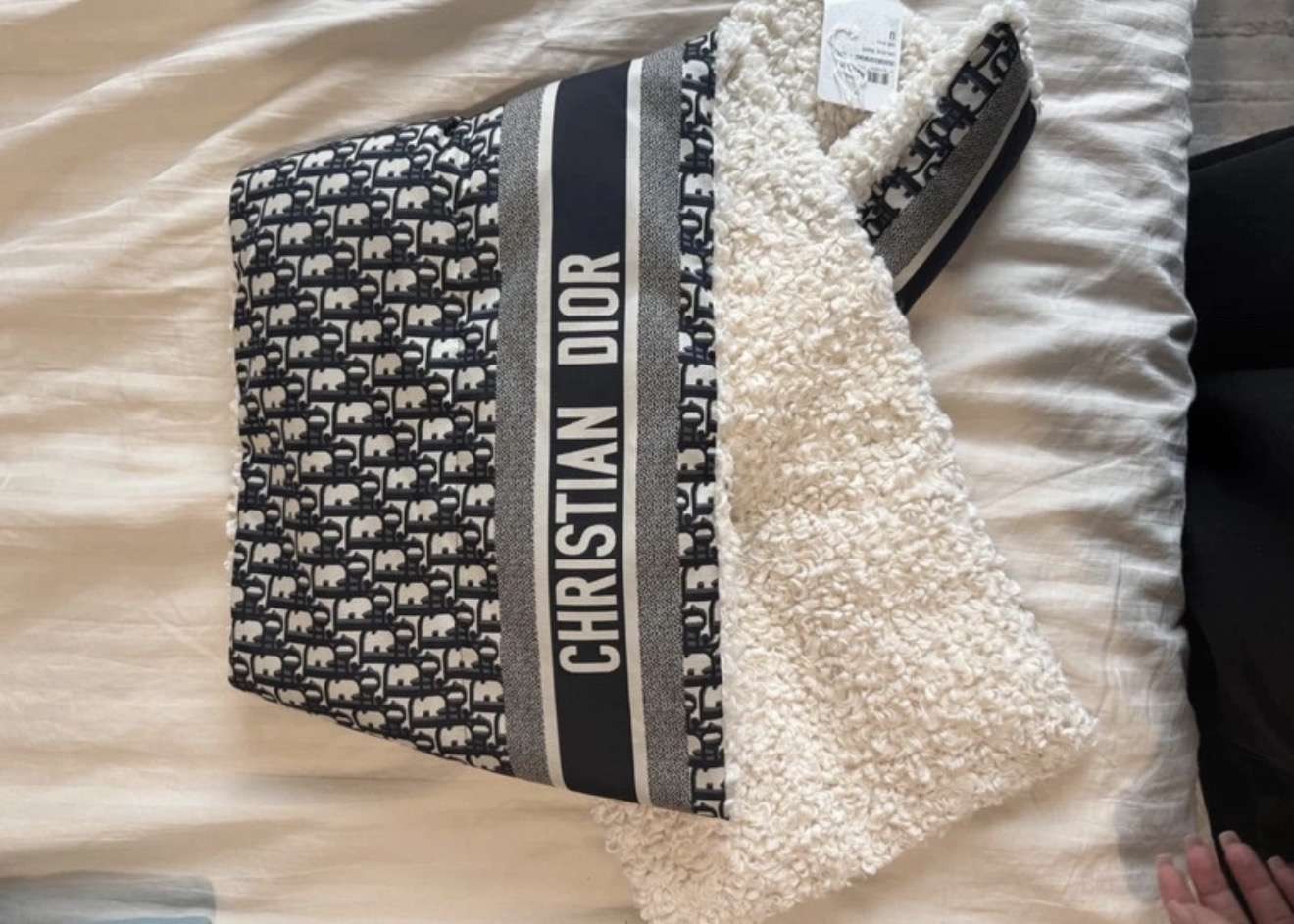 Dior štola alebo šál