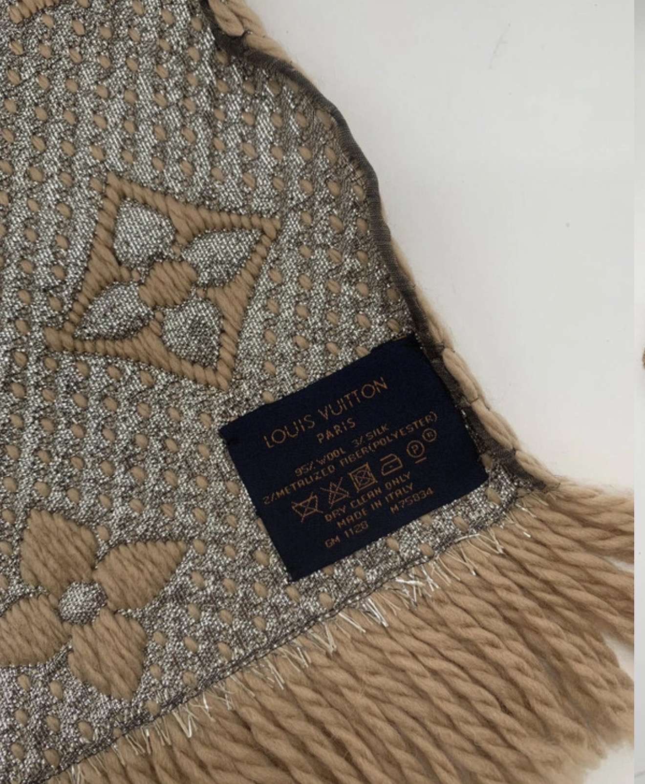 Louis Vuitton šál
