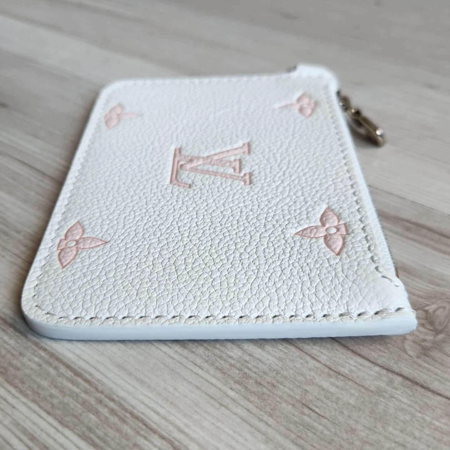 Louis Vuitton Pochette