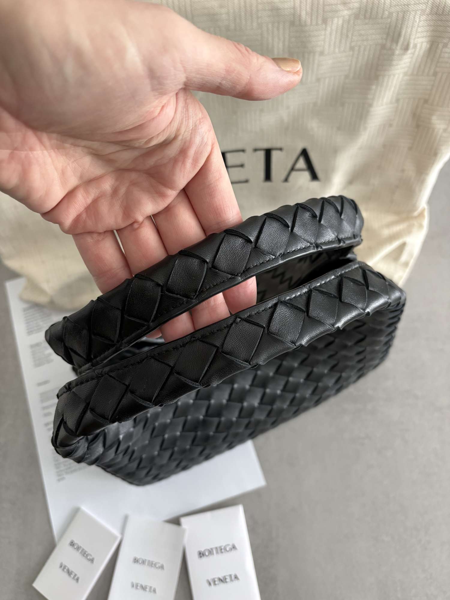 Bottega Veneta Campana small, nový model, pc 3500€