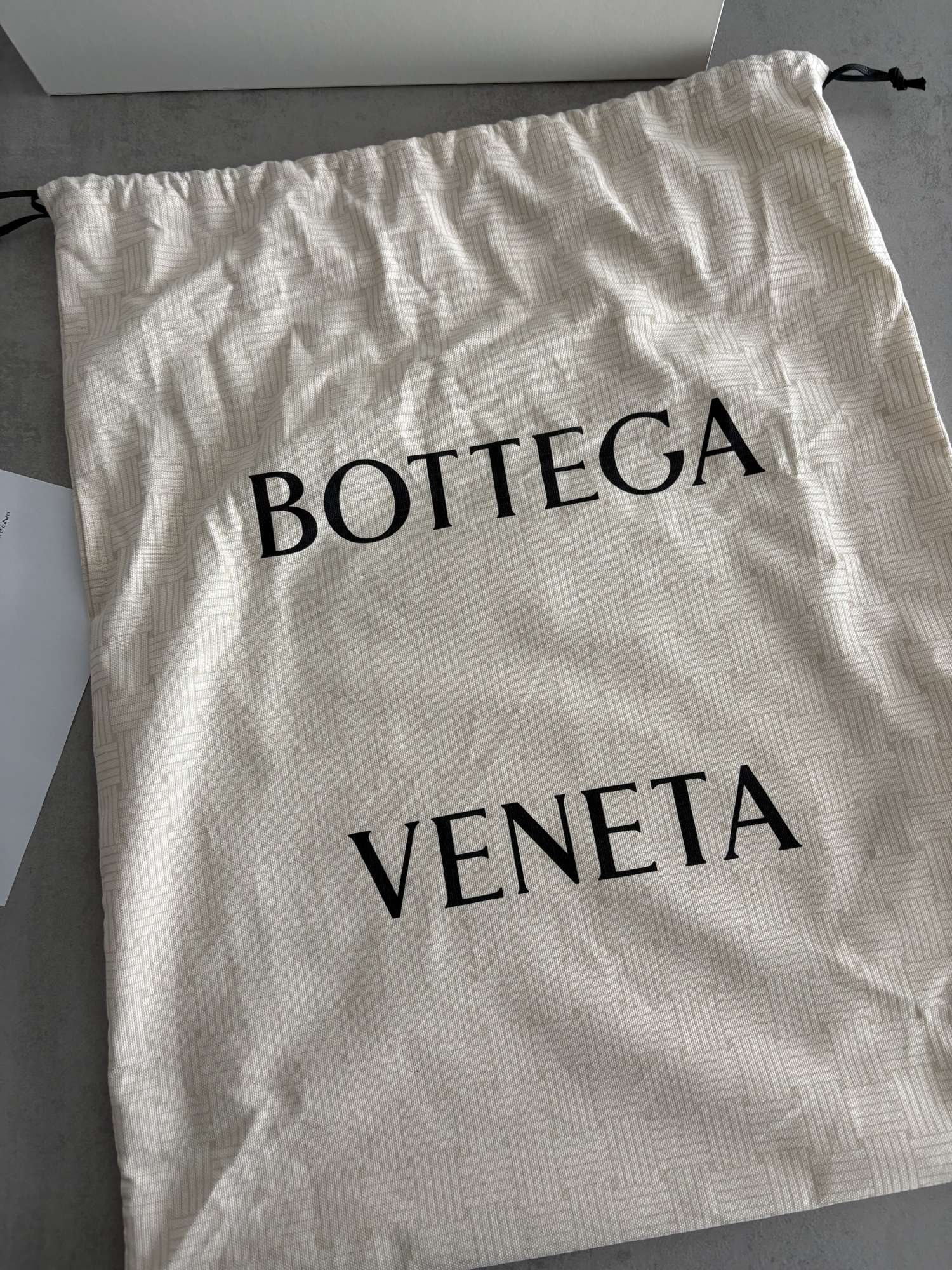 Bottega Veneta Campana small, nový model, pc 3500€