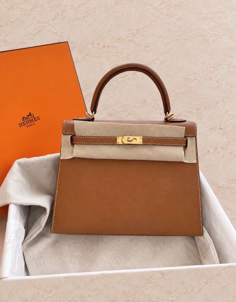 HERMÈS KELLY 25 GOLD GHW