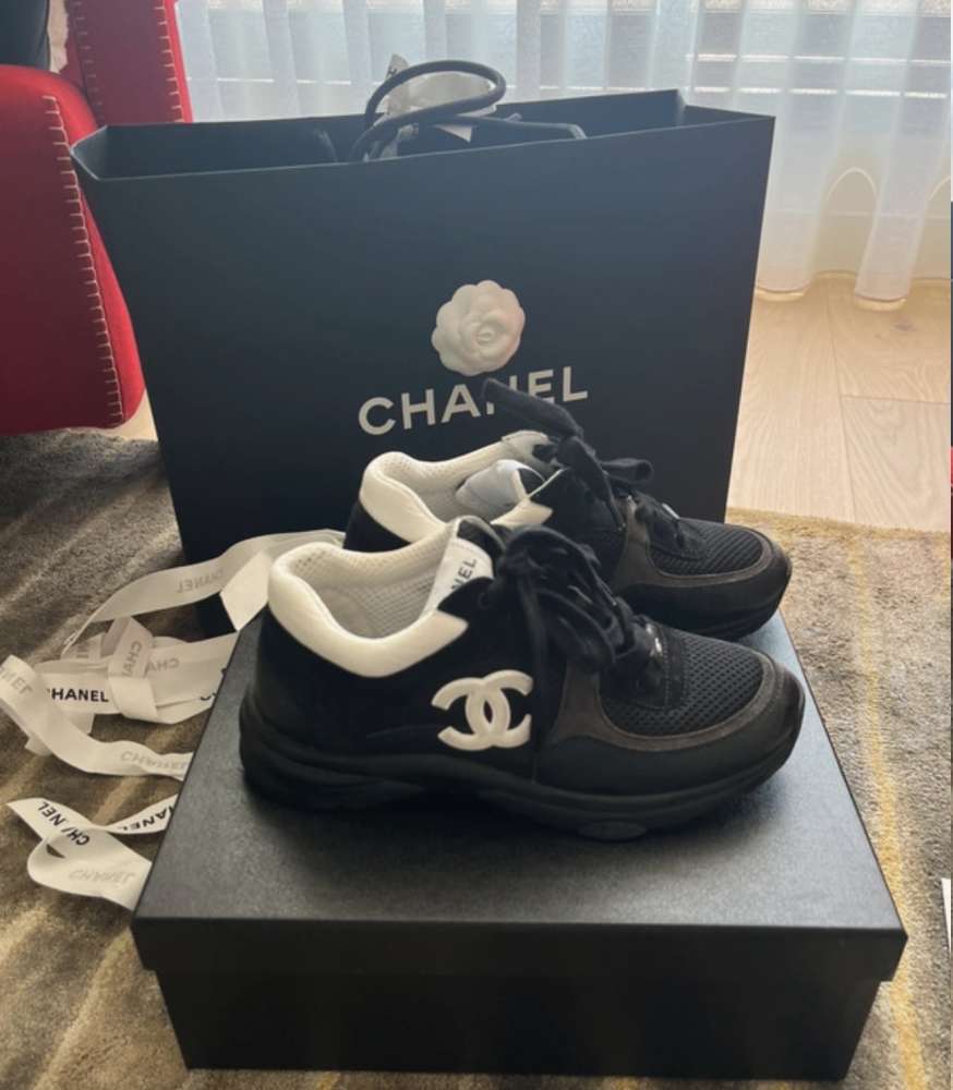 Chanel tenisky