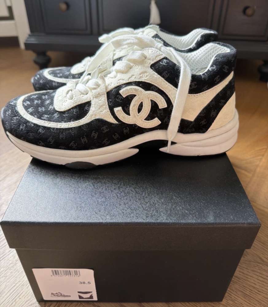 Chanel tenisky