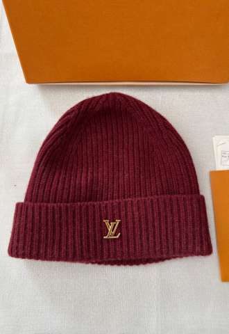 https://www.vipluxury.sk/Louis Vuitton čiapka