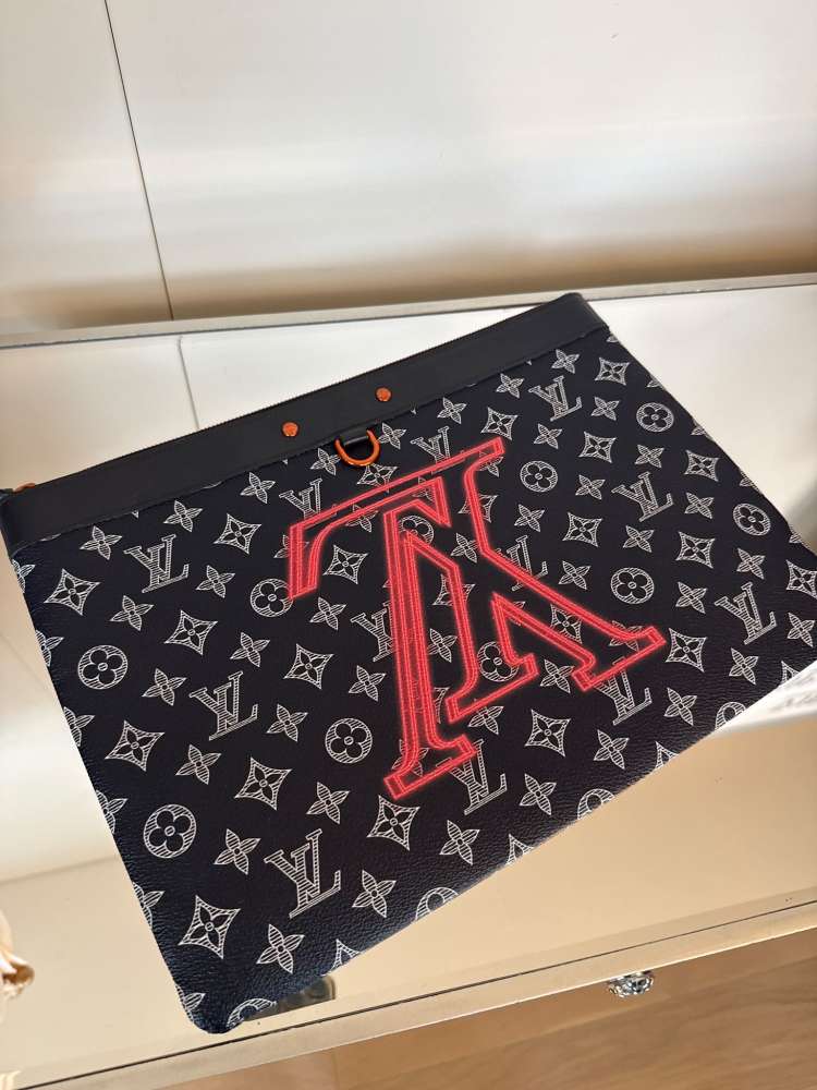 Louis Vuitton clutch