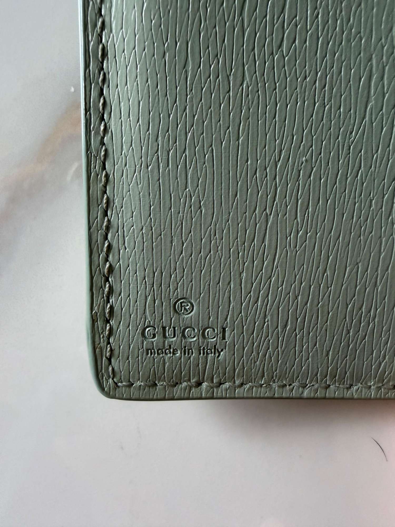 Gucci penazenka