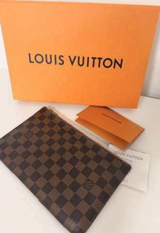 https://www.vipluxury.sk/Louis Vuitton clutch