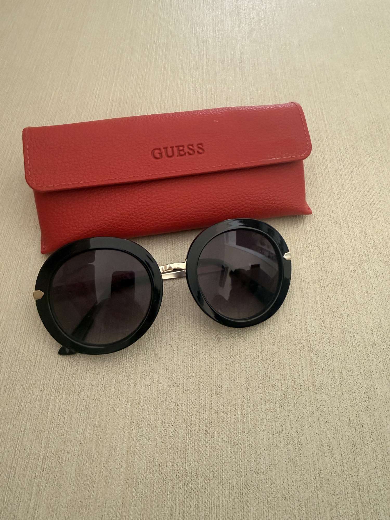 Guess okuliare