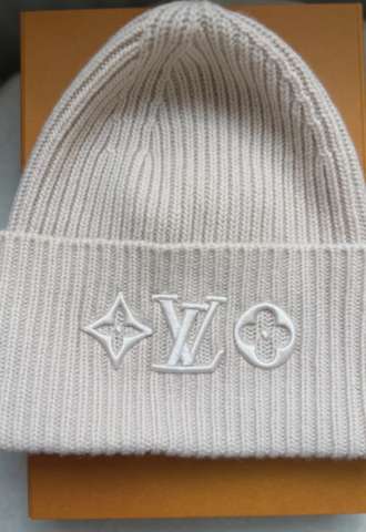 https://www.vipluxury.sk/Louis Vuitton čiapka