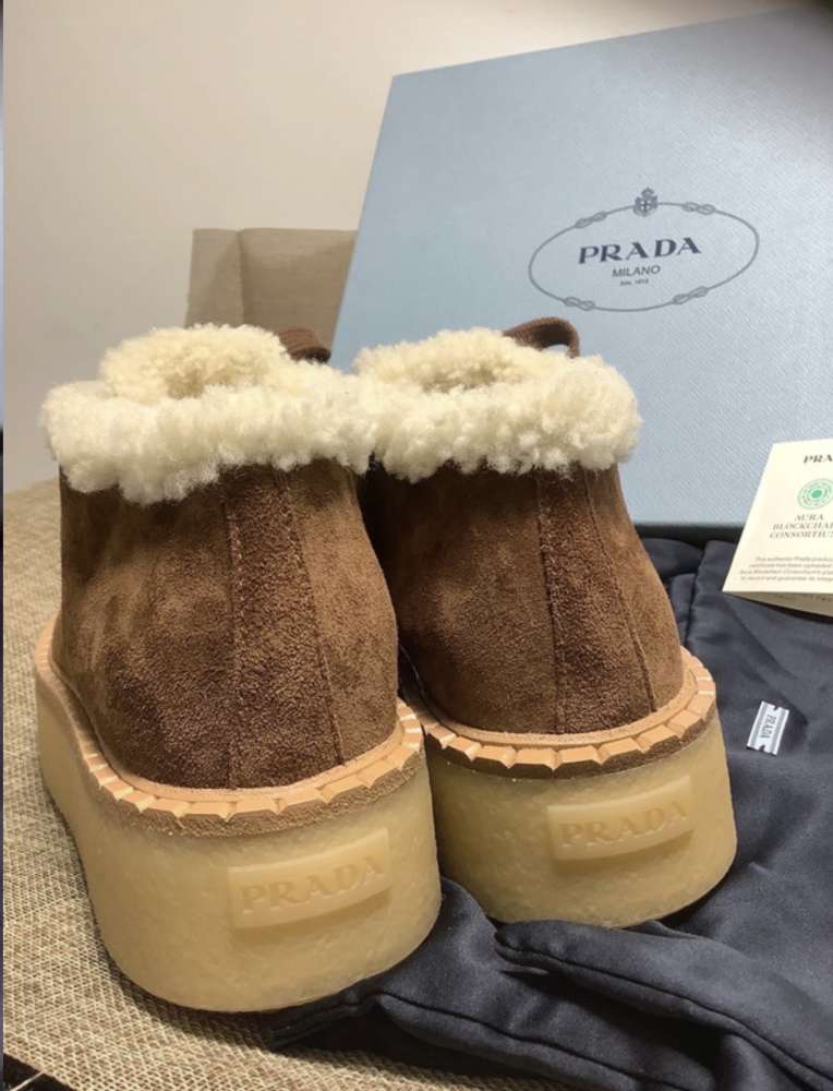 Prada čižmičky