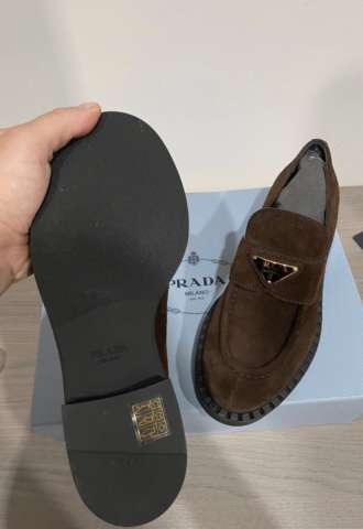 https://www.vipluxury.sk/Prada mokasinky