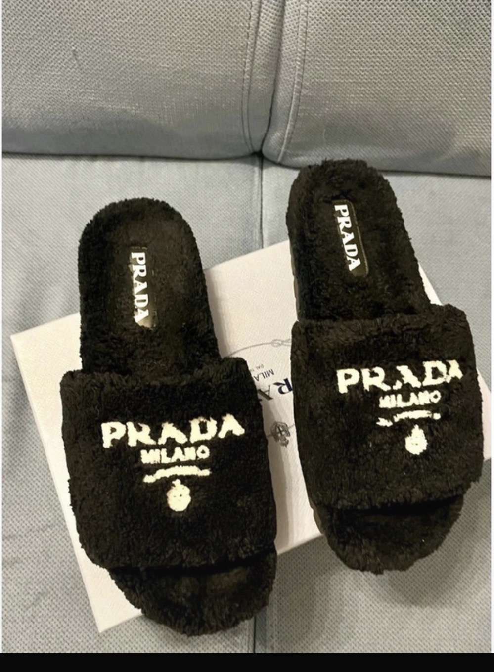 Prada šľapky
