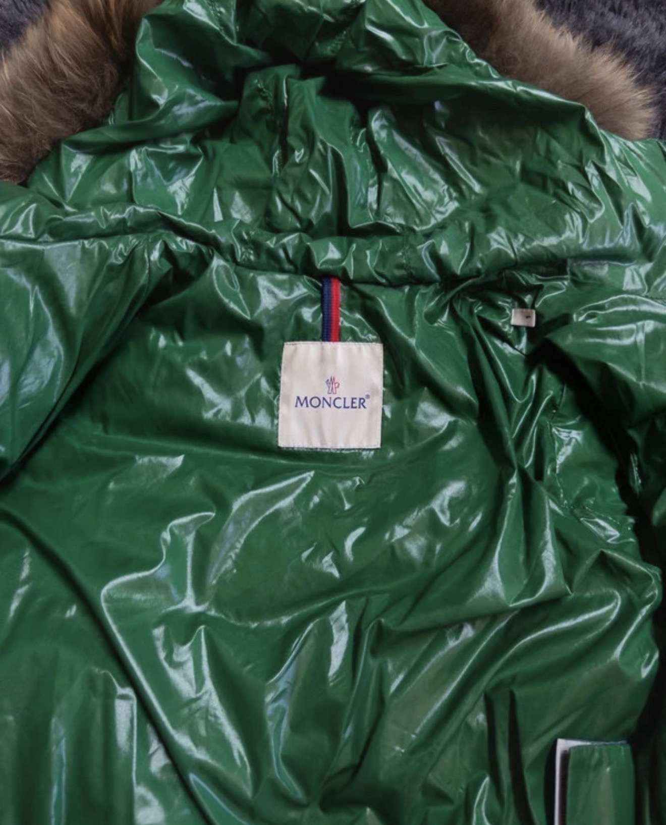 Moncler zimná Bunda