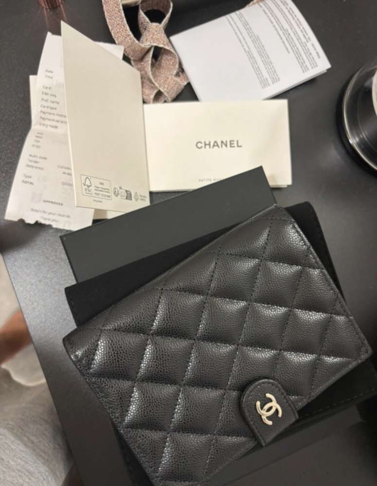 Chanel agenda