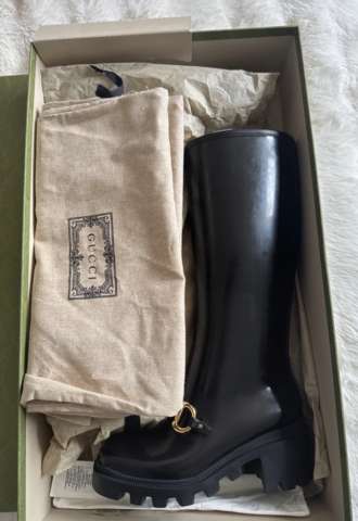 https://www.vipluxury.sk/Gucci gumáky