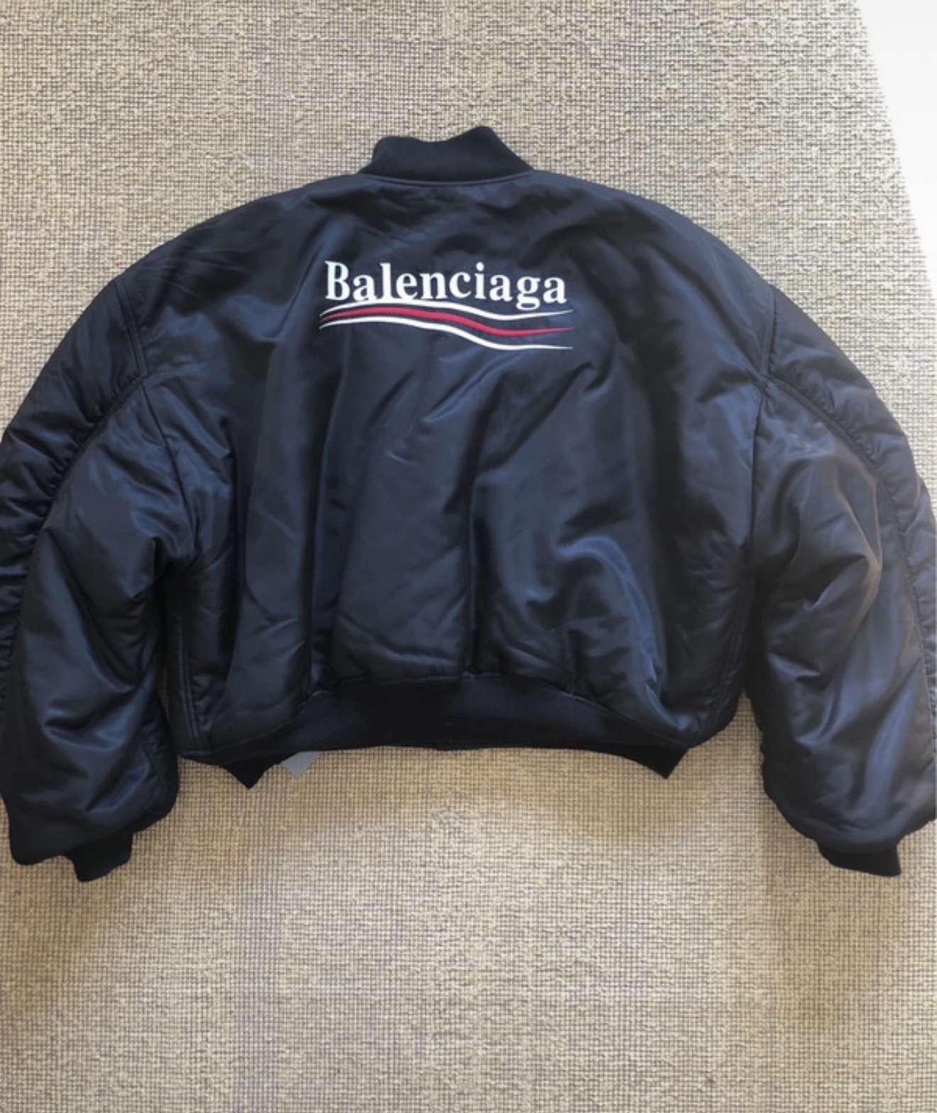 Balenciaga Bunda