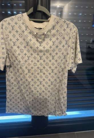 https://www.vipluxury.sk/Louis Vuitton tričko