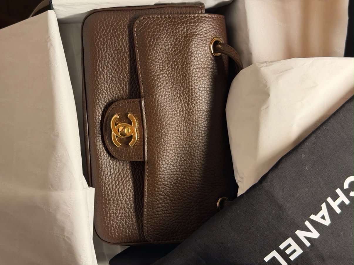 Chanel small