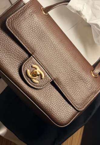 https://www.vipluxury.sk/Chanel small