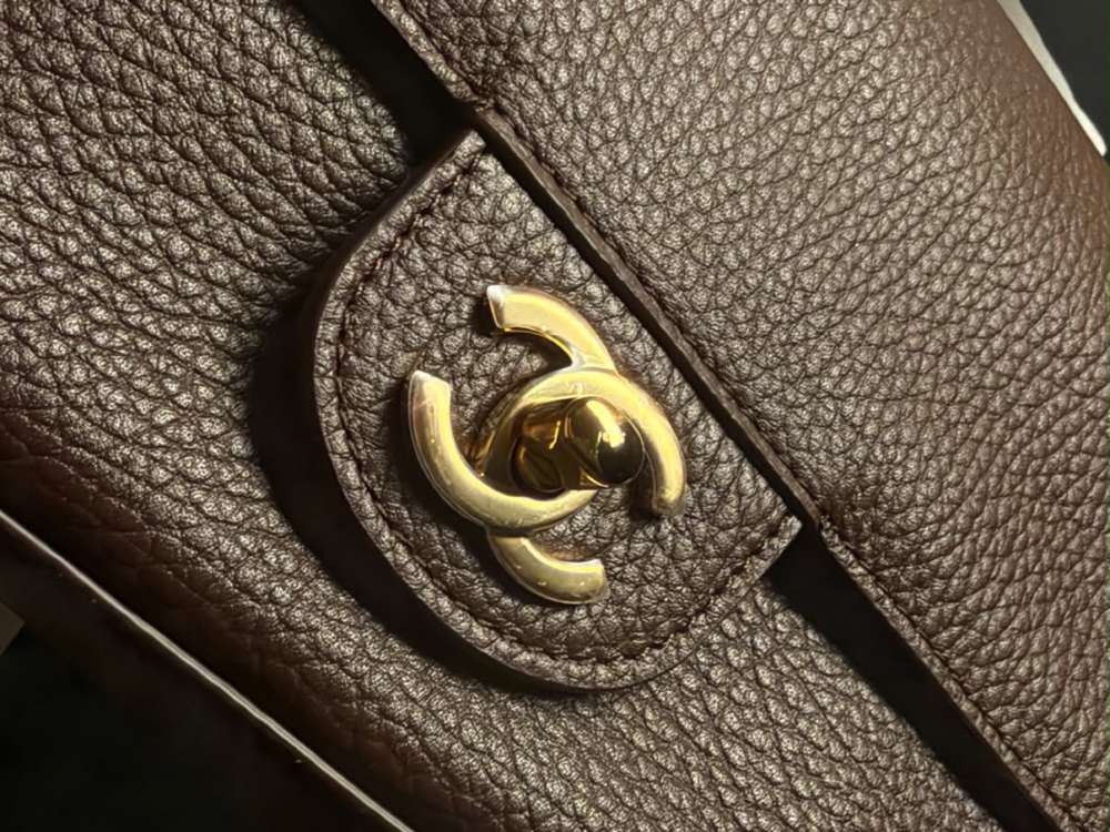 Chanel small