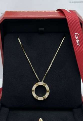 https://www.vipluxury.sk/Cartier love nahrdelnik diamanty