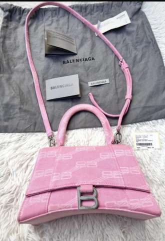 https://www.vipluxury.sk/Balenciaga taška