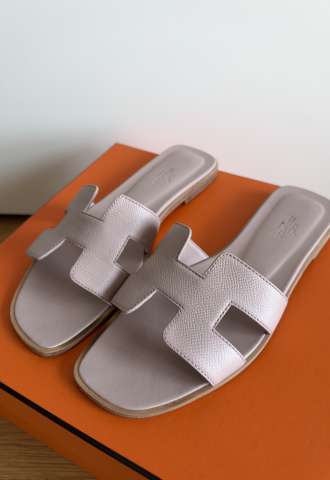 https://www.vipluxury.sk/Hermes oran