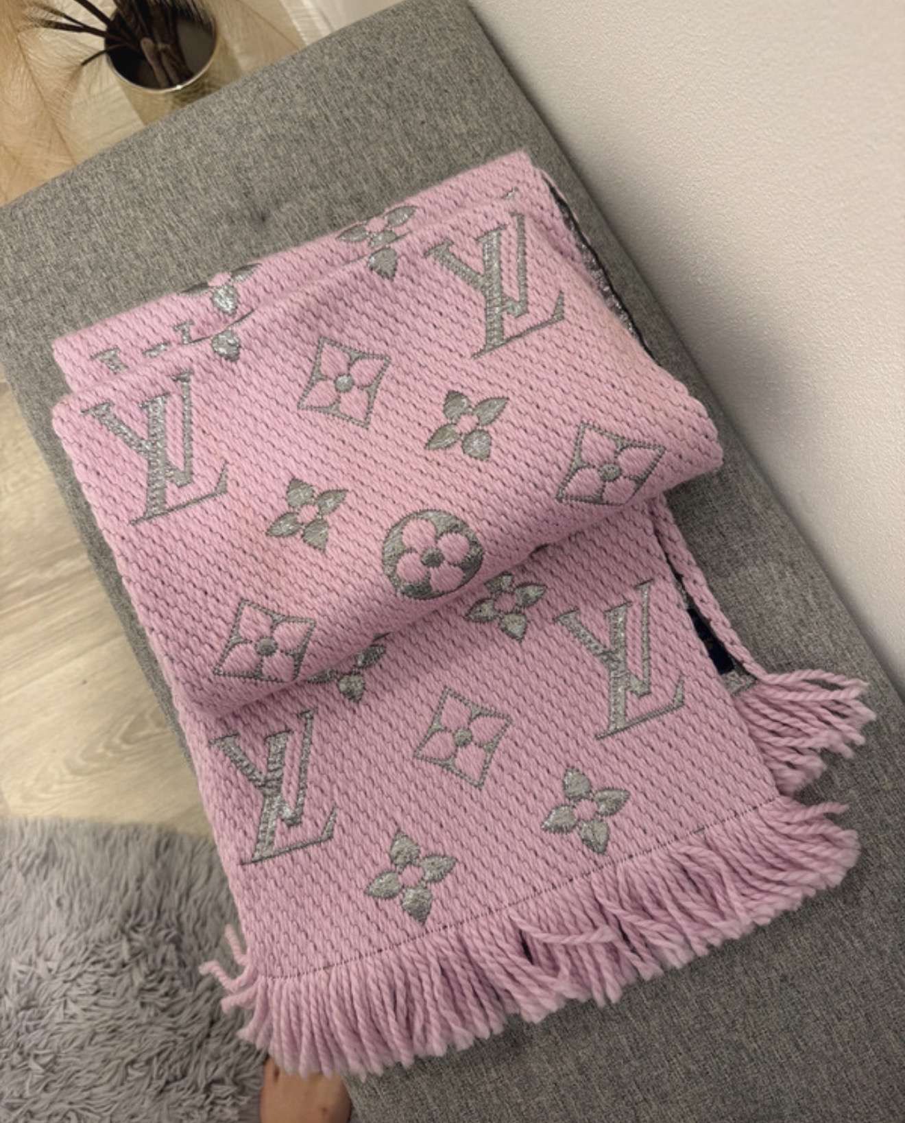 Louis Vuitton šál