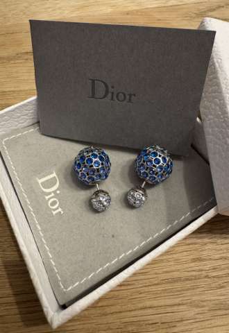 https://www.vipluxury.sk/Dior tribales nausnice