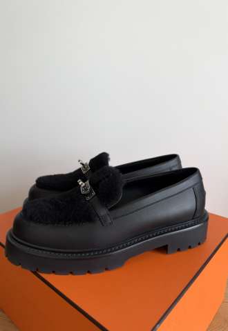 https://www.vipluxury.sk/Hermes icone loafer leather fur