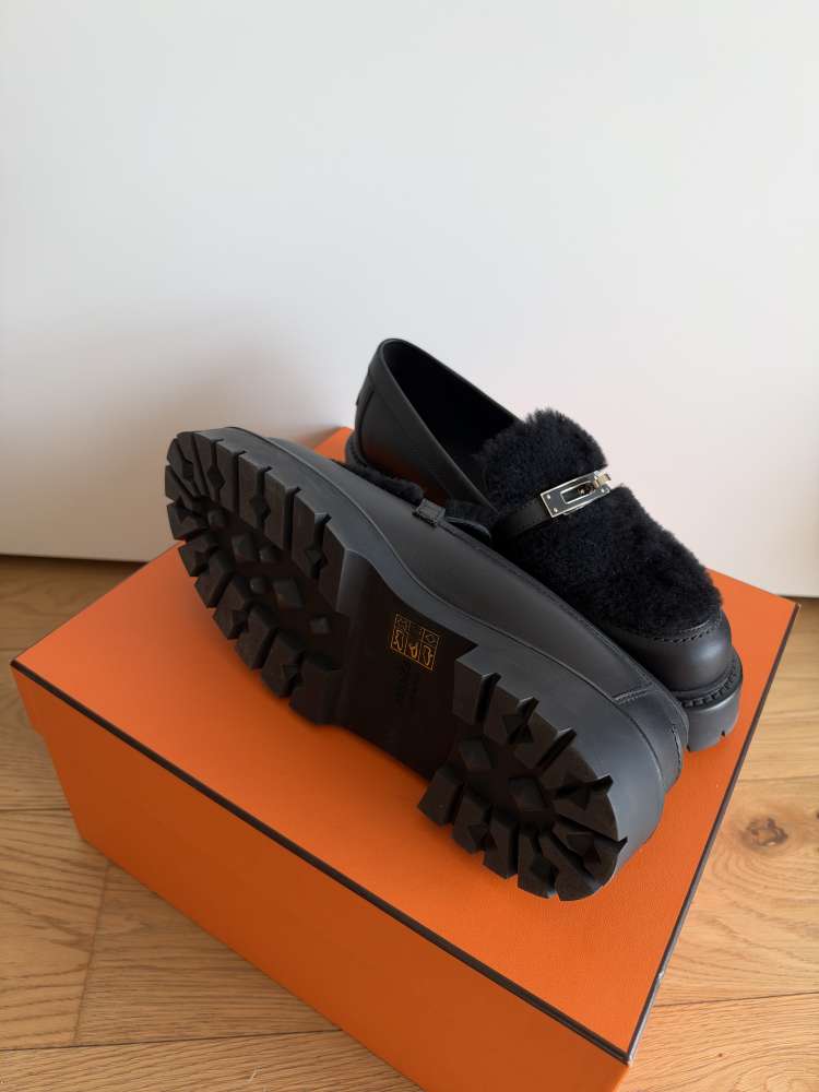Hermes icone loafer leather fur