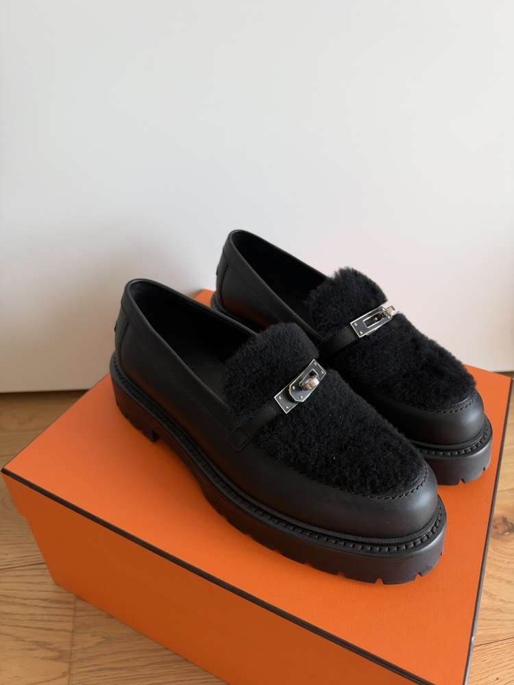 Hermes icone loafer leather fur