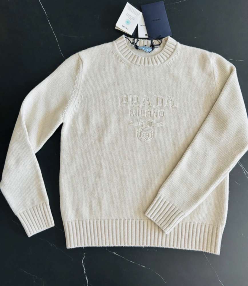 Prada sveter